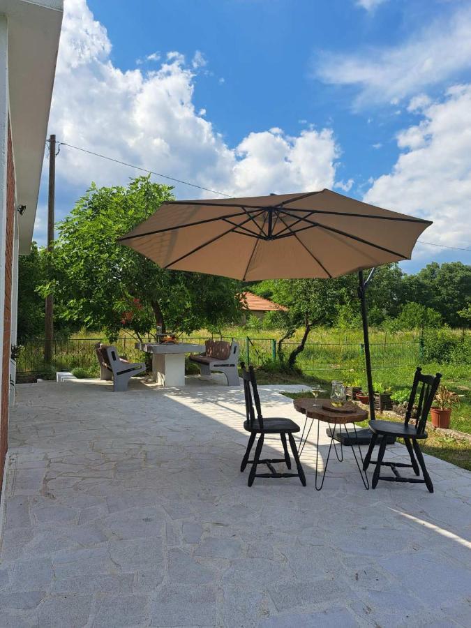 Guest House Green River Ljubuski Ngoại thất bức ảnh