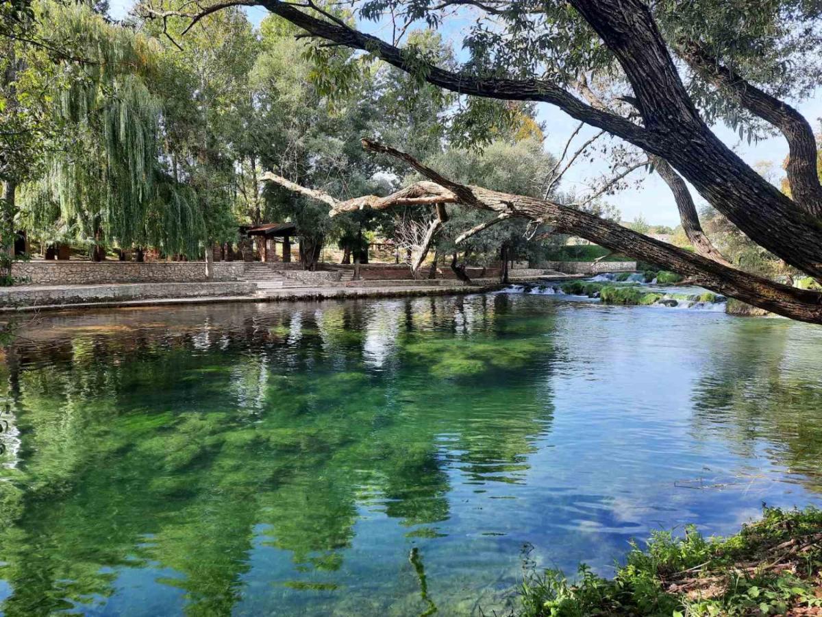 Guest House Green River Ljubuski Ngoại thất bức ảnh